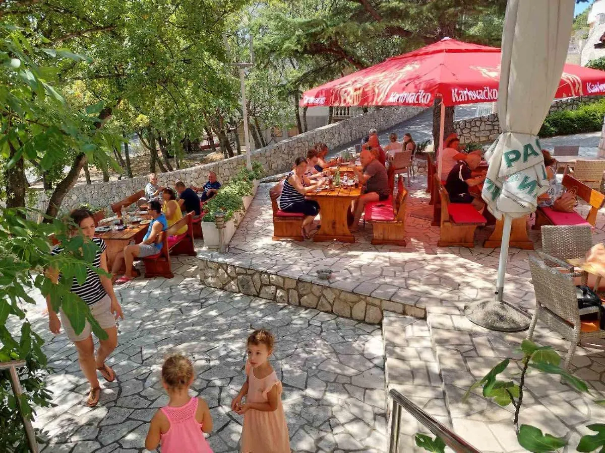 فندق مبيت وإفطار بوفايل Rooms And Restaurant Danica