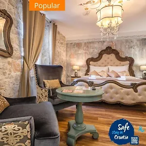 Plaza Marchi Old Town - Mag Quaint & Elegant Boutique Hotel Split