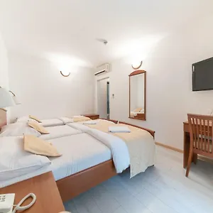 Hygge 3*, Weißenburg Kroatien