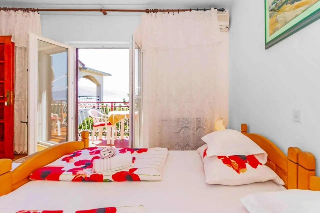 Bed & Breakfast Rooms And Restaurant Danica Povile Croazia
