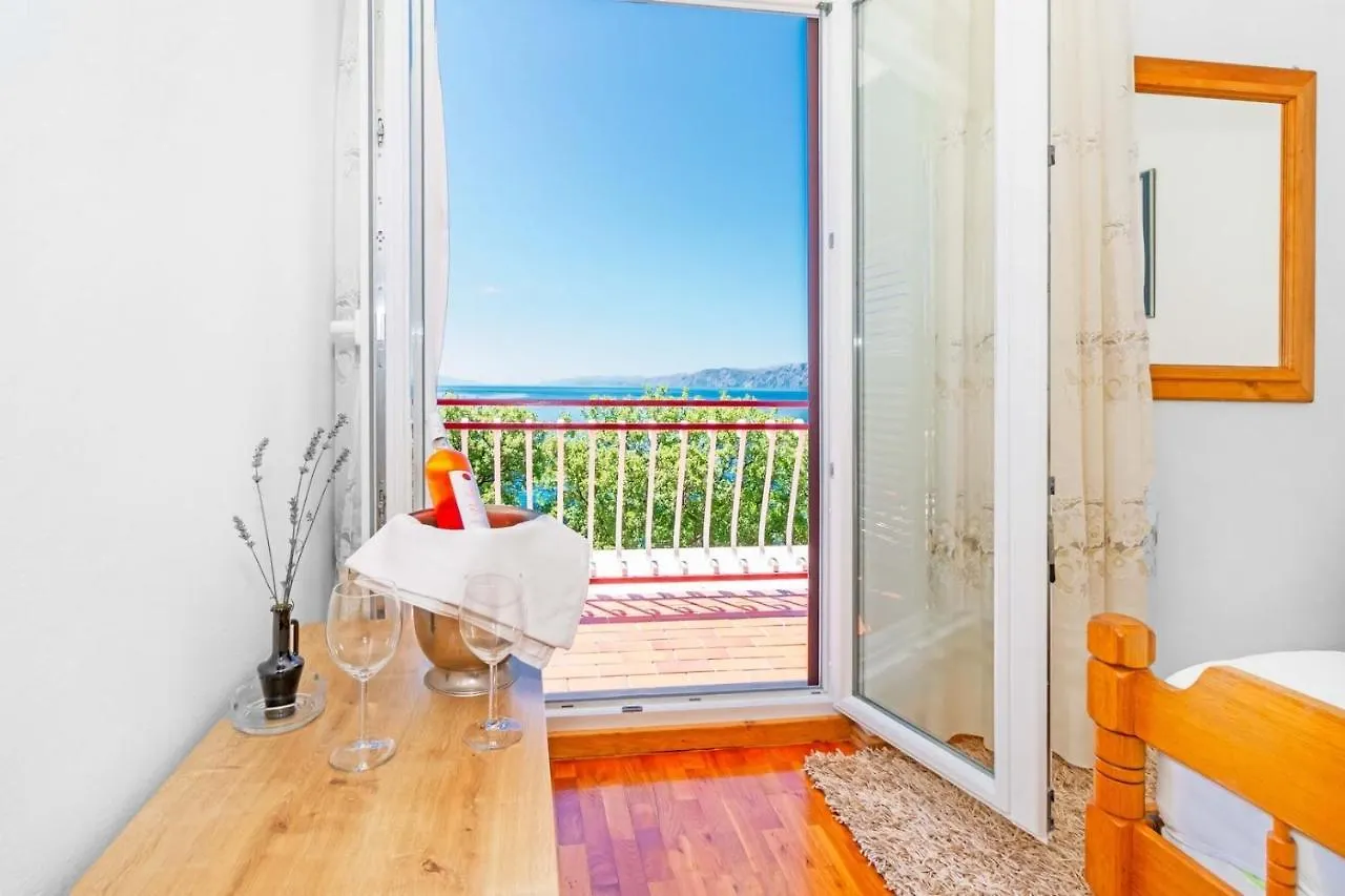 Bed & Breakfast Rooms And Restaurant Danica Povile